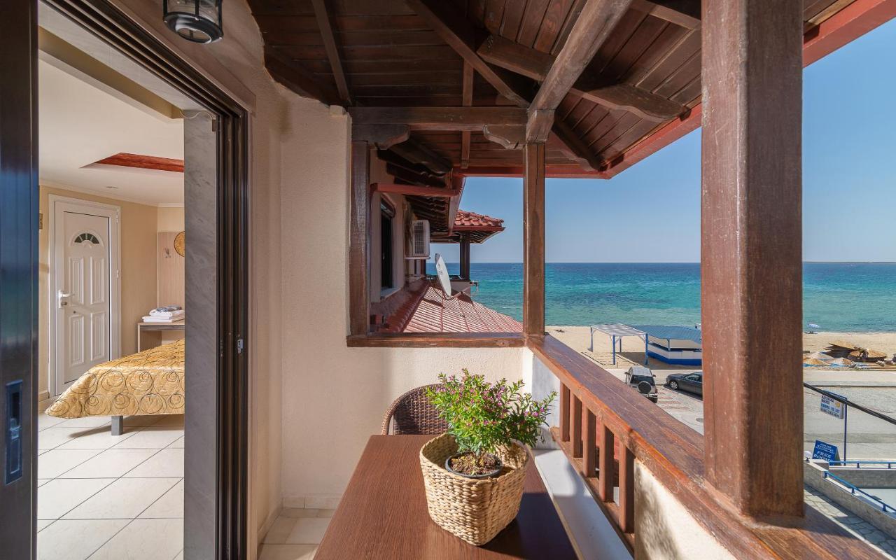 House Kostas On The Beach Sarti Zewnętrze zdjęcie