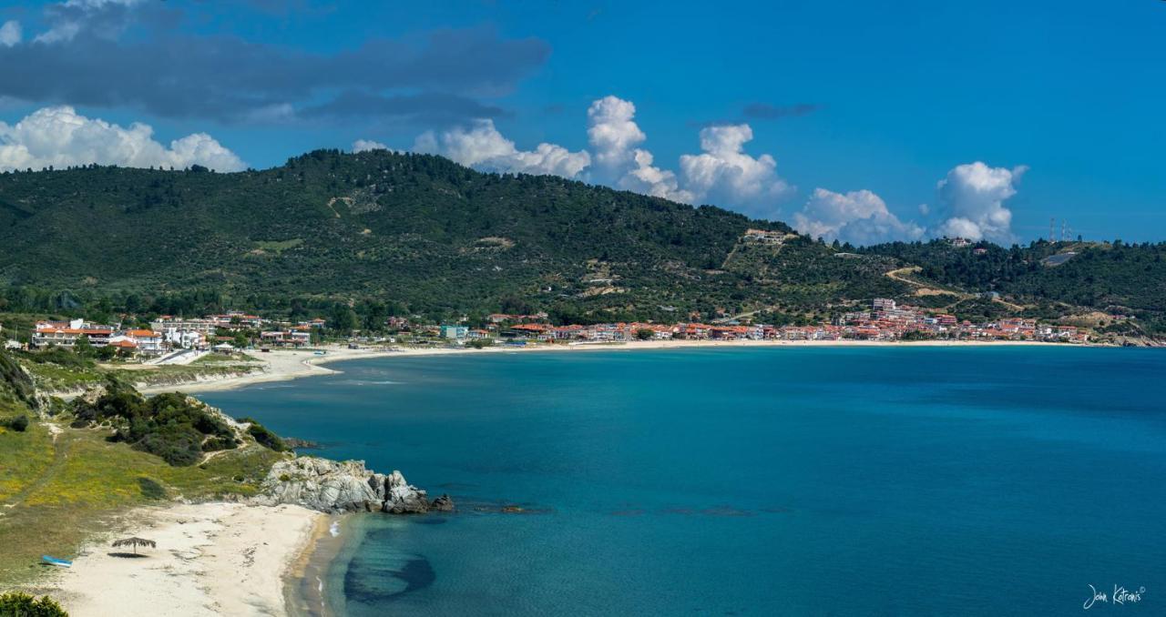 House Kostas On The Beach Sarti Zewnętrze zdjęcie