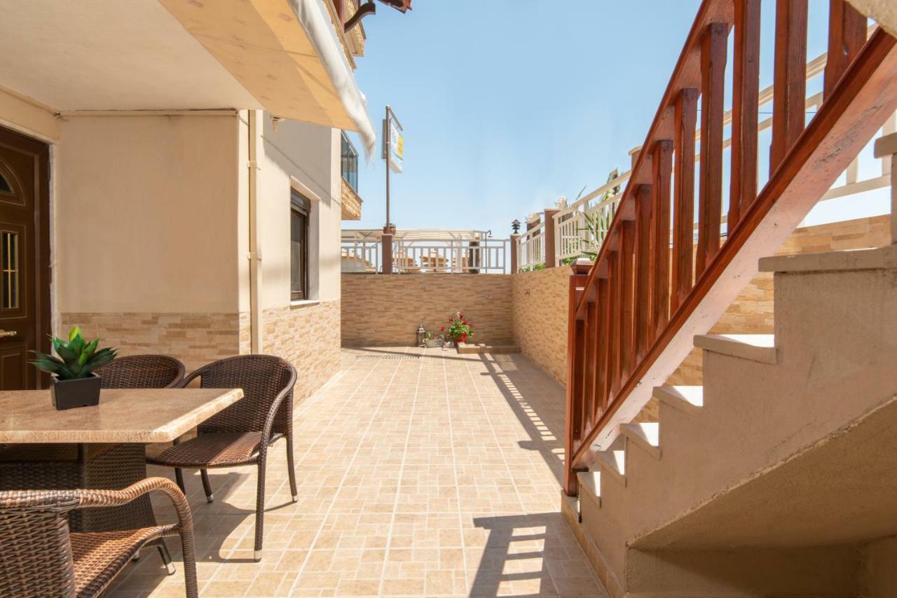 House Kostas On The Beach Sarti Zewnętrze zdjęcie
