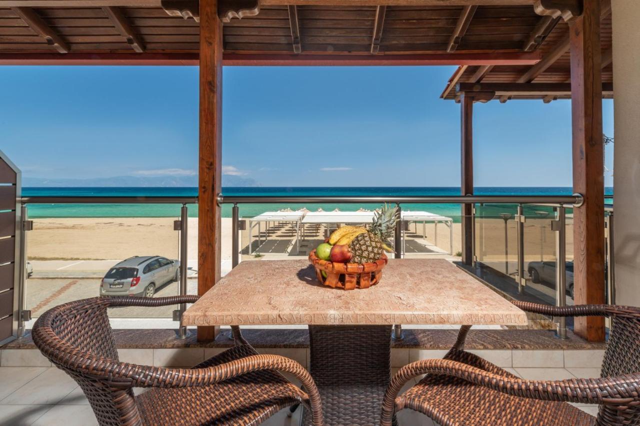House Kostas On The Beach Sarti Zewnętrze zdjęcie